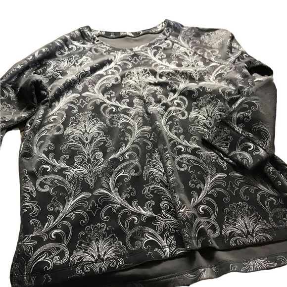 COPY - Chicos size 3 XL top excellent condition great look see pics - Picture 1 of 1